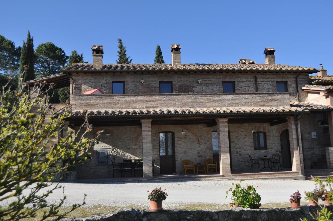 Farm Stay Il Carro Del Colle Collevalenza Ngoại thất bức ảnh